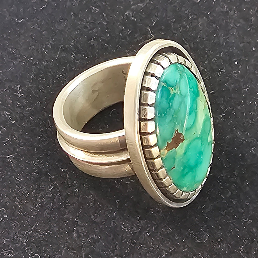 Heavy Sterling Silver Ring w/ Turquoise. sz. 9.25