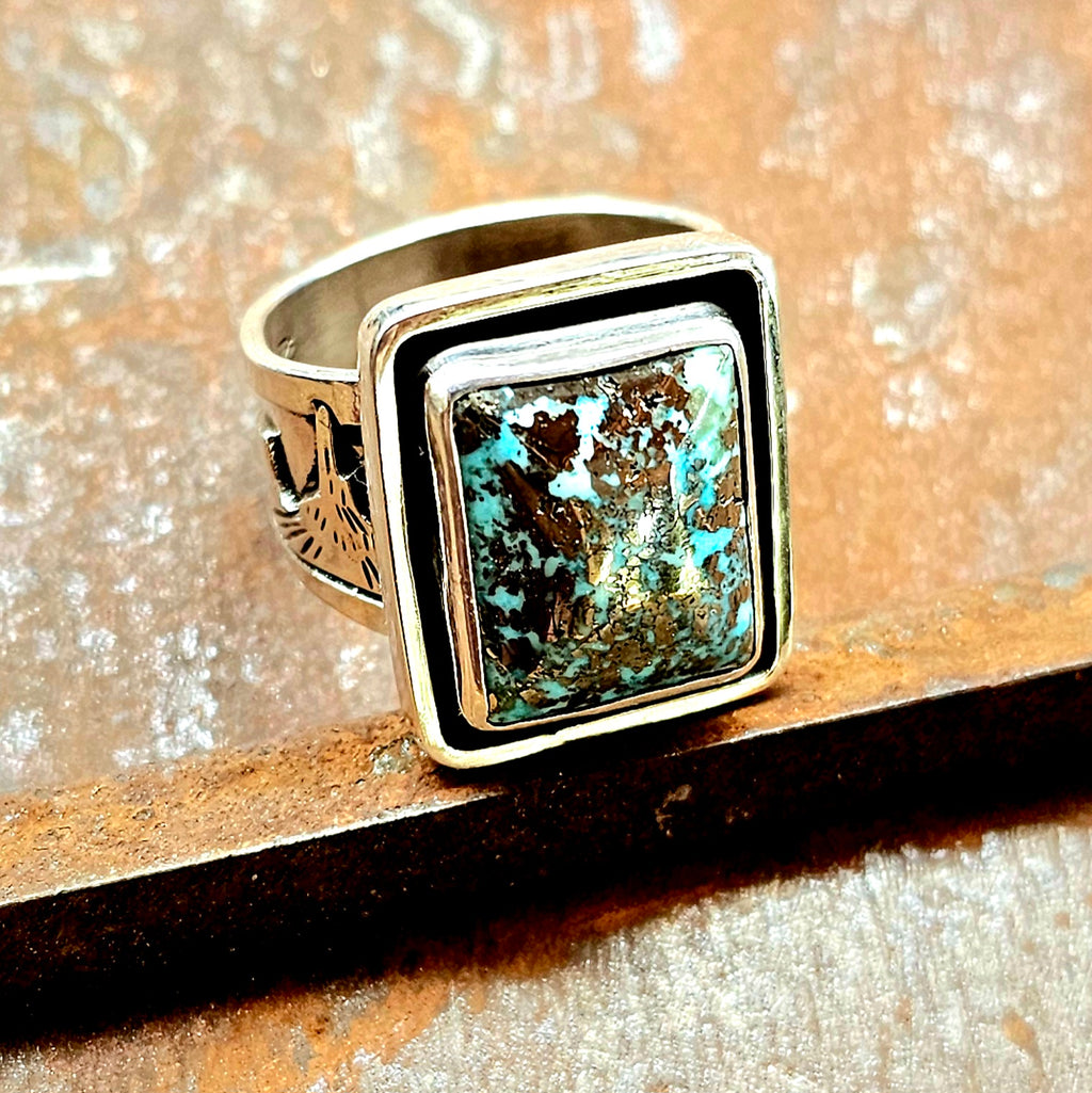 Heavy Sterling Silver Landscape Ring w/ Turquoise. sz. 9.5